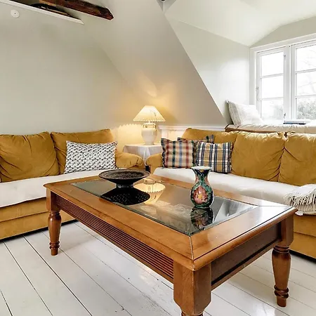 6 Person In Soby Aero-by Traum *