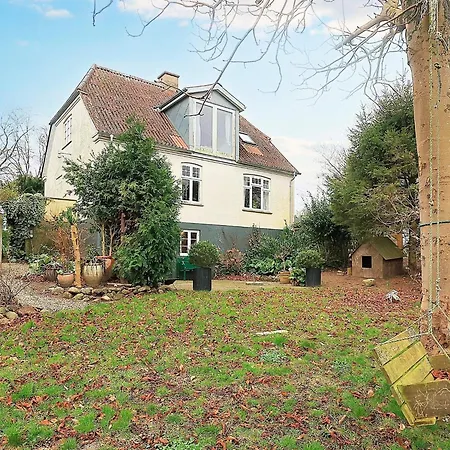 6 Person In Soby Aero-by Traum Havrekobbel