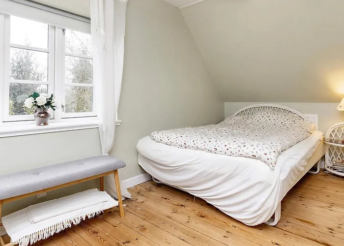 6 Person In Soby Aero-by Traum * Havrekobbel